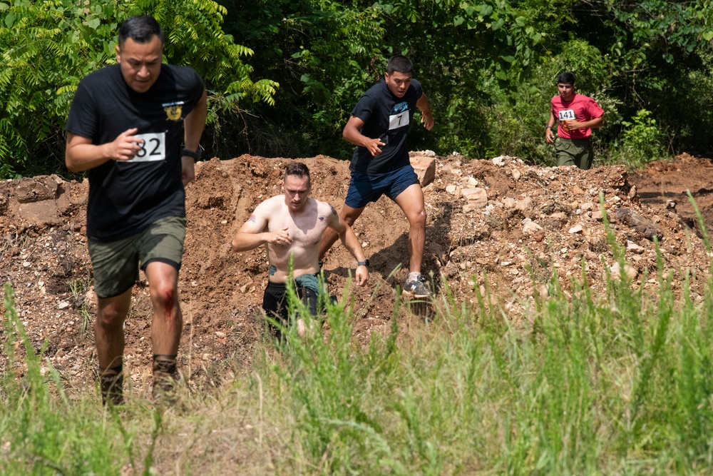 Fort Leonard Wood Marines host 23rd Volkslauf 10k Mud Run