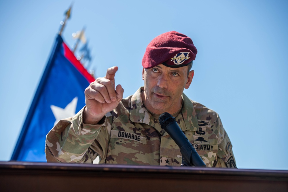 DVIDS - Images - 3rd ESC Change of Command Ceremony [Image 1 of 4]