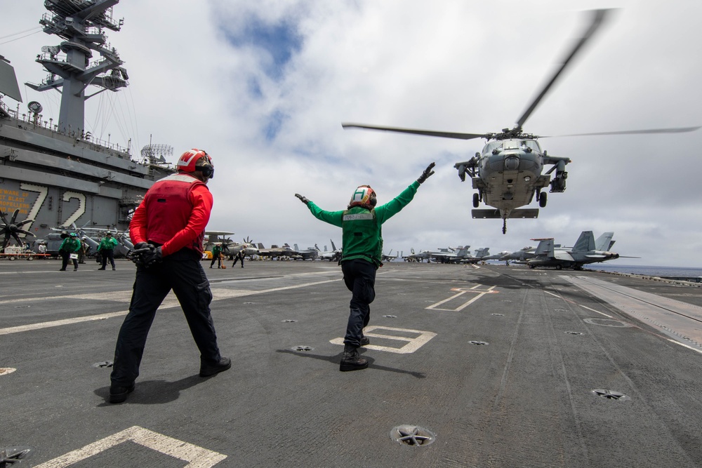 Abraham Lincoln conducts flight operations