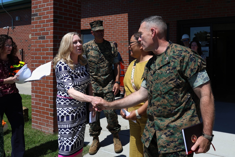 Marine Corps Senior Leaders and Spouses Visit Child Development Center on MCAS New River