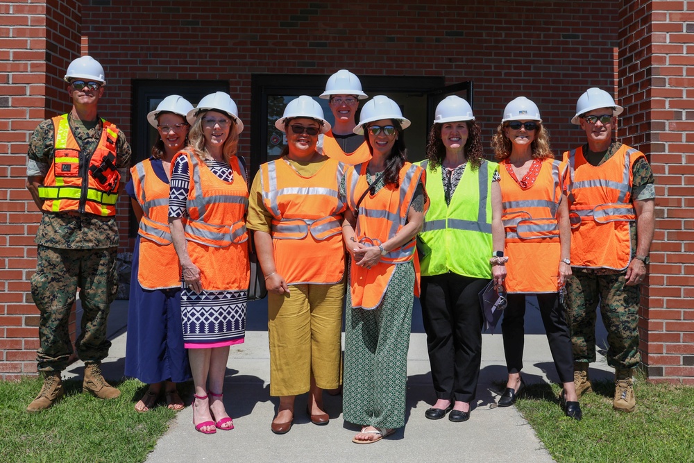 Marine Corps Senior Leaders and Spouses Visit Child Development Center on MCAS New River