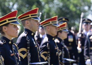 U.S. Army Soldiers support Army Full Honor Arrival ceremony in honor of the Chief of Staff of the Army (Spain)