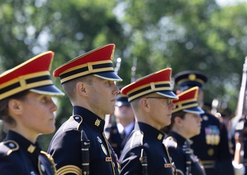 U.S. Army Soldiers support Army Full Honor Arrival ceremony in honor of the Chief of Staff of the Army (Spain)