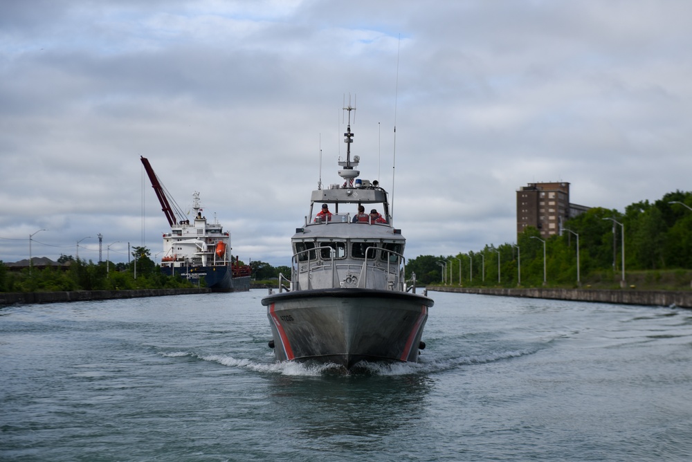 Coast Guardsmen transit final 47-foot Motor Lifeboats out of the Great Lakes