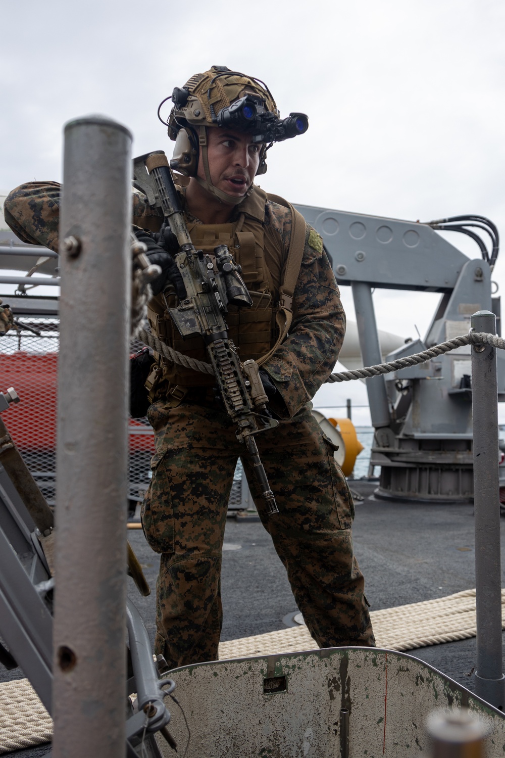 Battalion Landing Team 1/4 conducts a visit, board, search, and seizure exercise aboard the USS Warrior