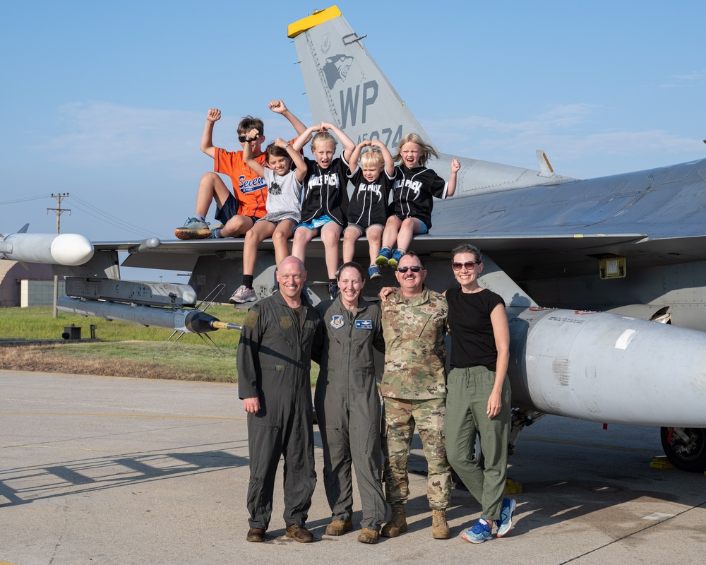 Wolf Pack bids farewell to Col. Matthew Gaetke