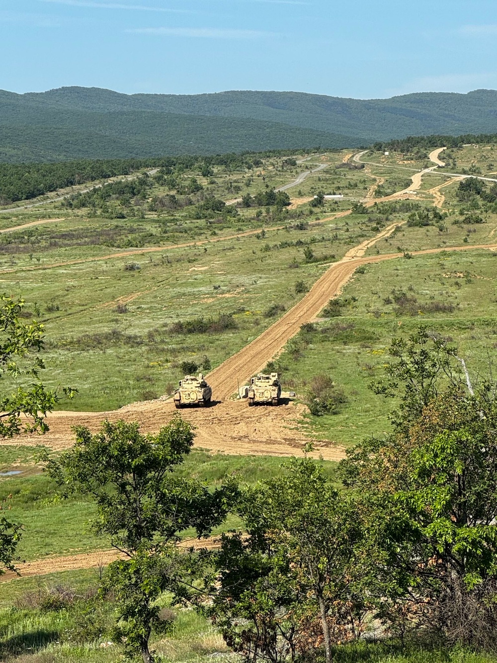 1-8 IN holds Bradley crew gunnery in Poland