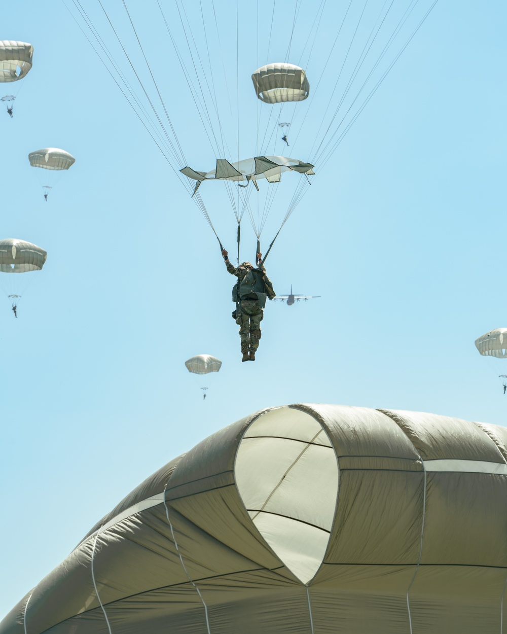 Sky Soldiers Commemorate D-Day 80 During Airborne Operation Alongside other Paratroopers