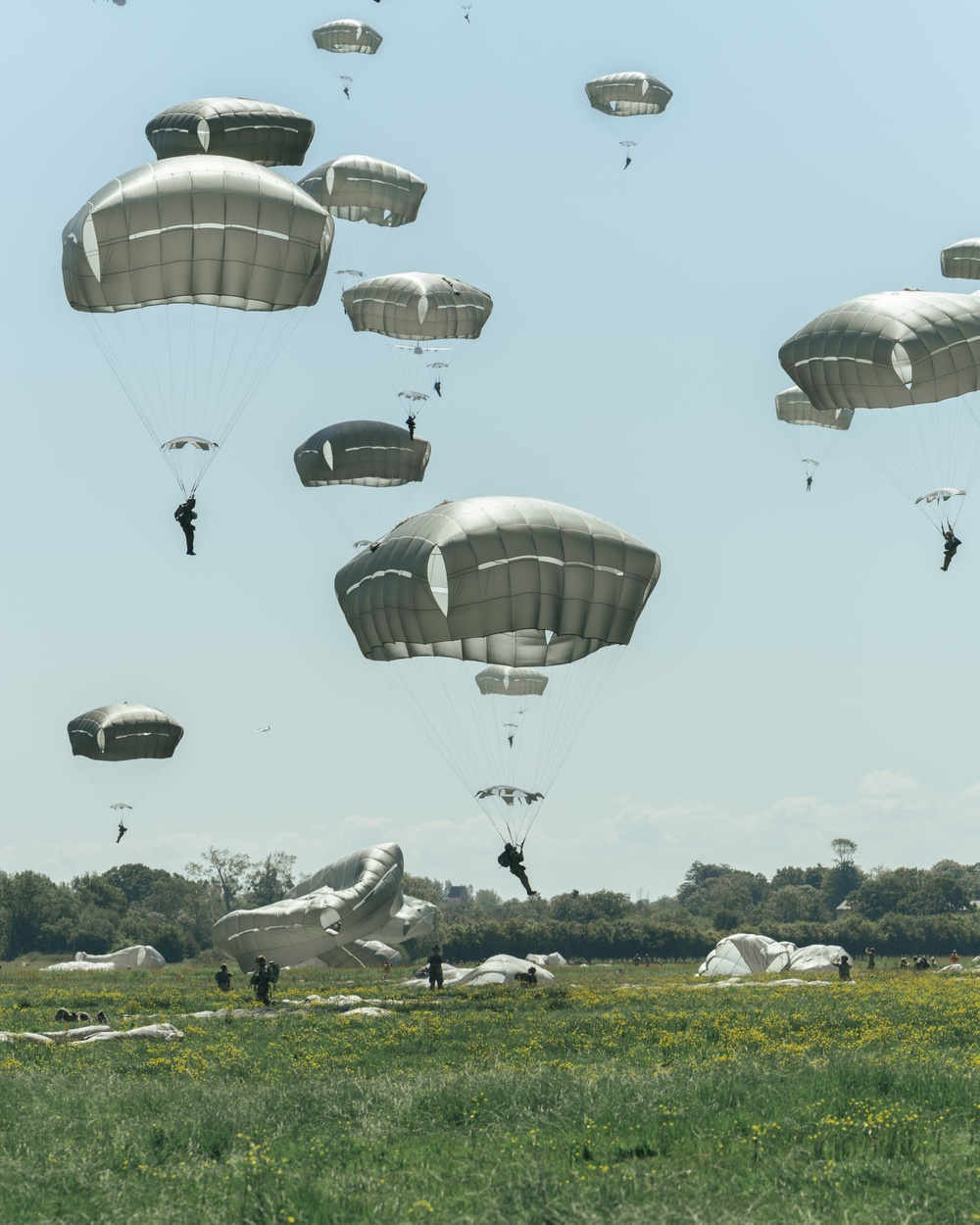 Sky Soldiers Commemorate D-Day 80 During Airborne Operation Alongside other Paratroopers