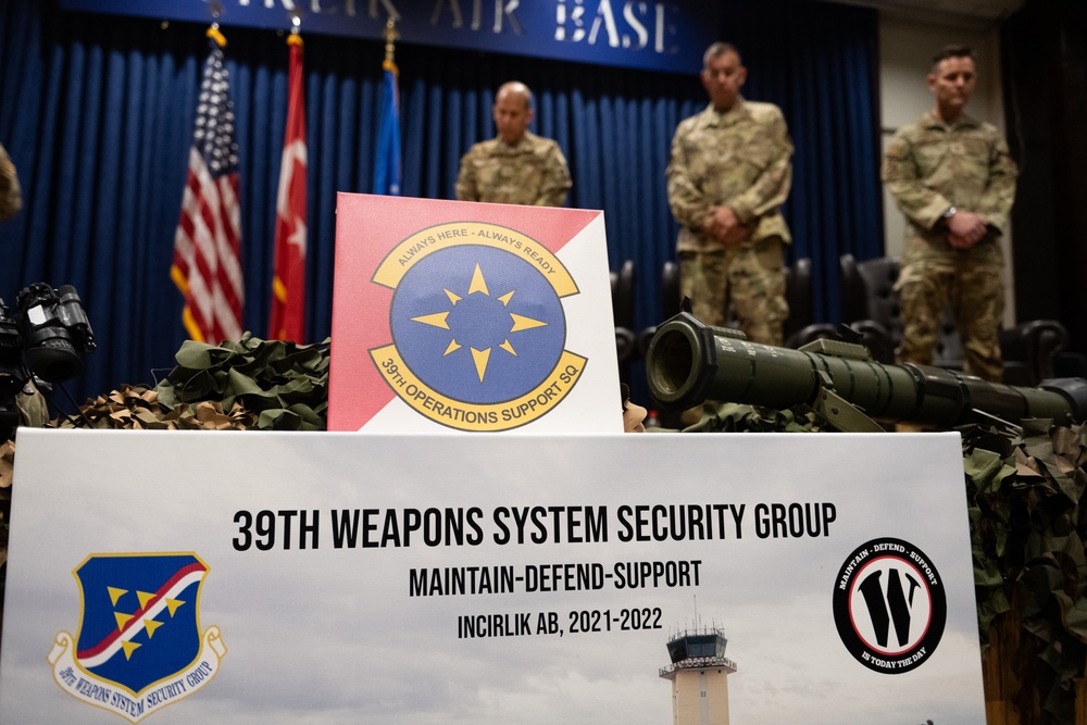 39th WSSG hosts a change of command