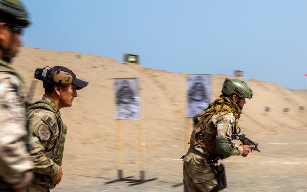 U.S. Marines train using Peruvian Uzi submachine gun during Resolute Sentinel 24