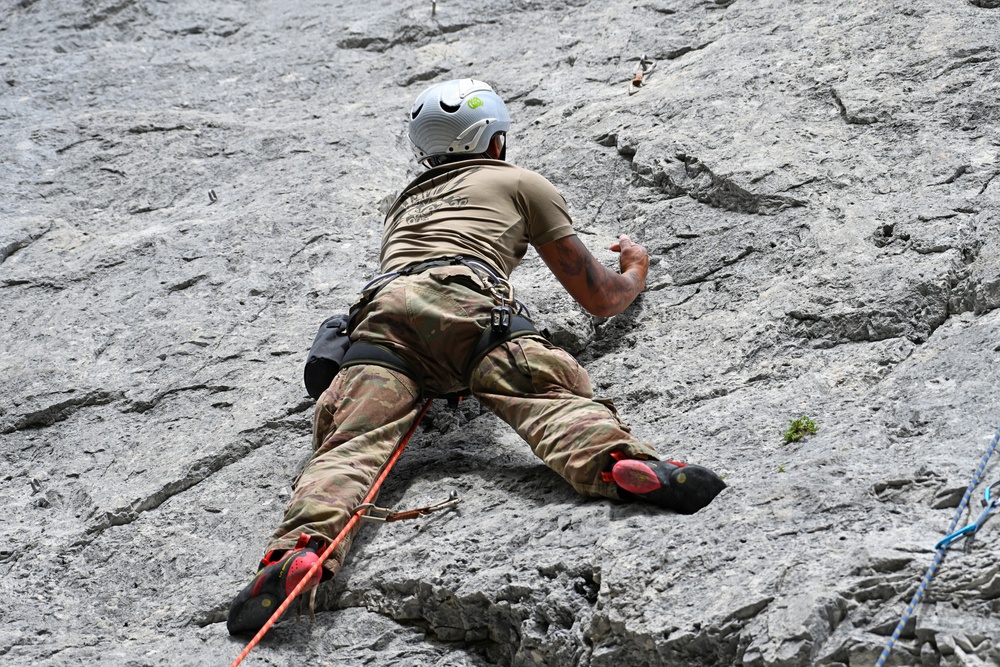 Basic Climbing Course