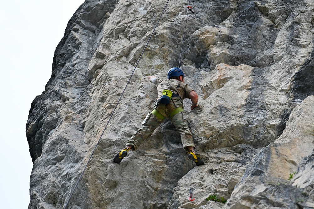 Basic Climbing Course