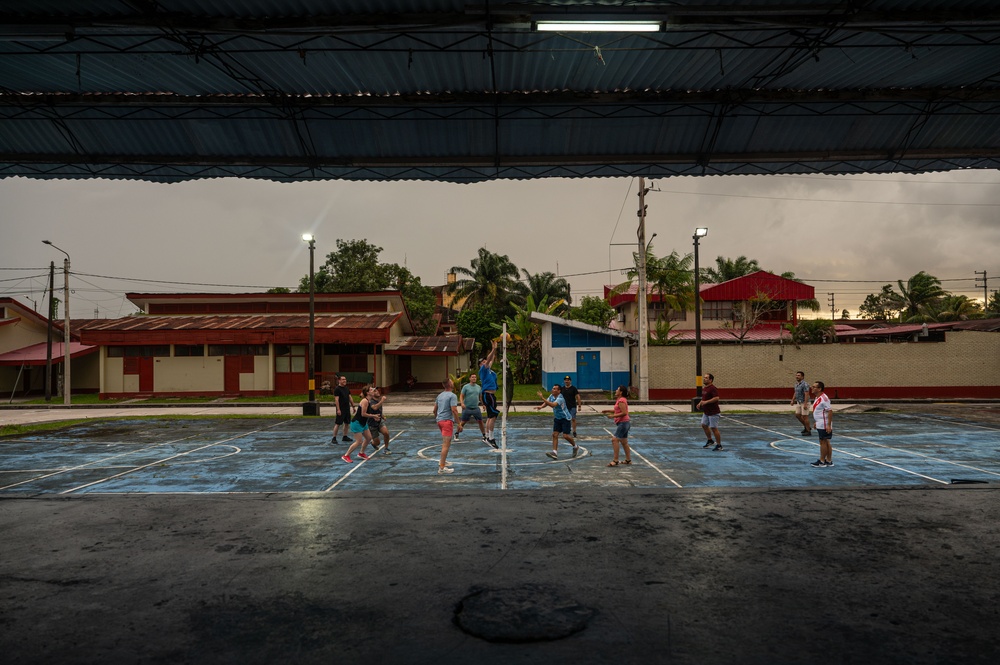 U.S. and Peruvian Air Force build camaraderie through sports