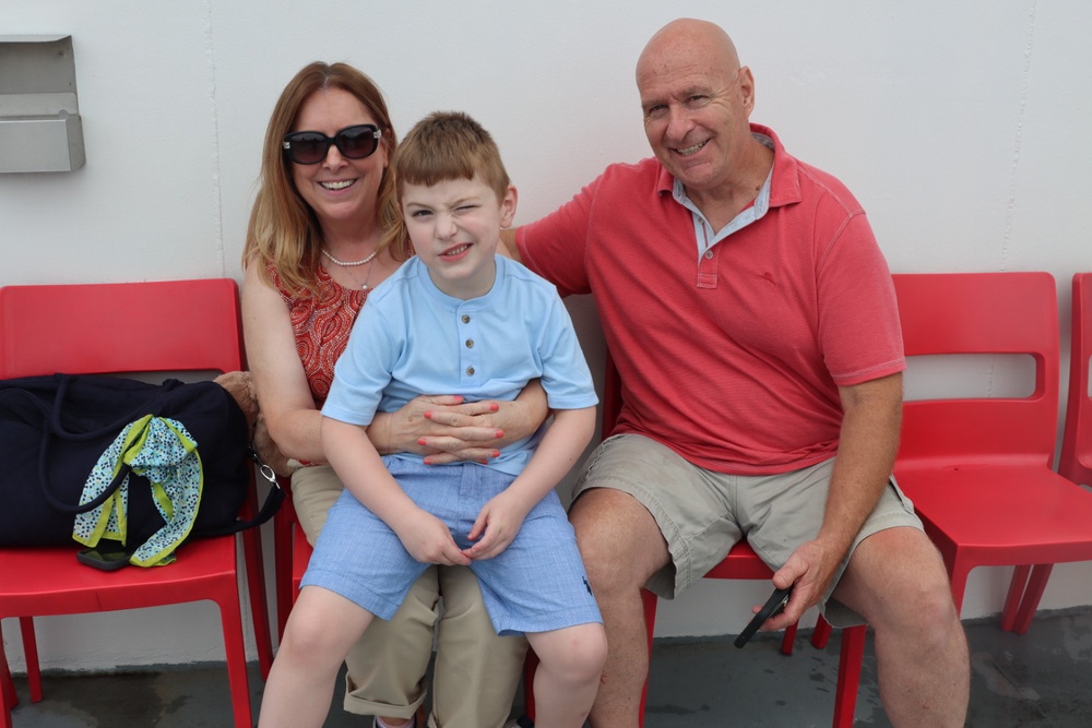 Gold Star Families share tenth cruise on the Ohio River