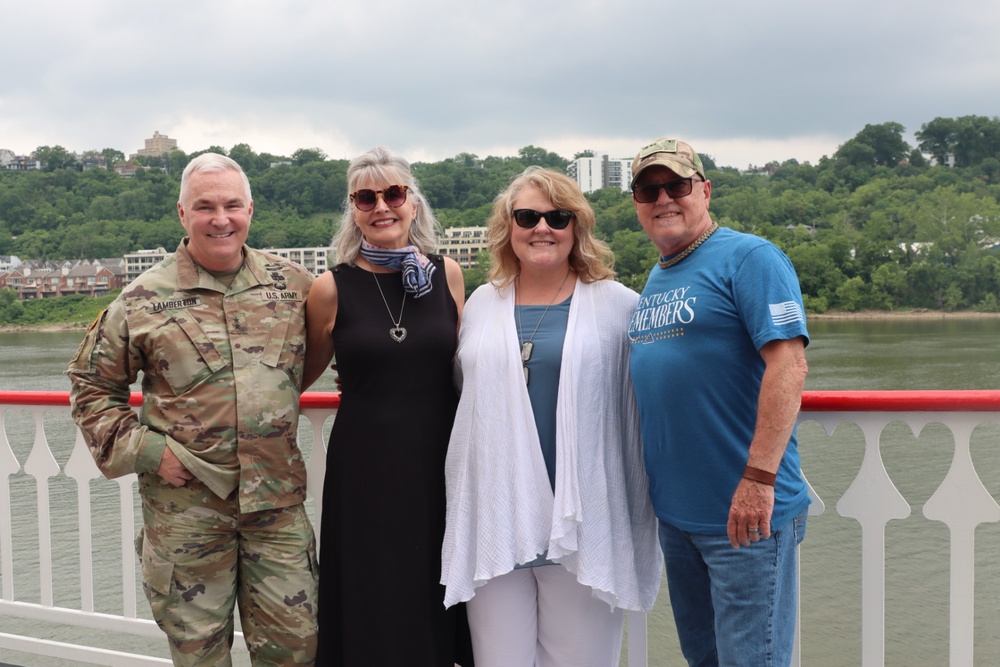 Gold Star Families share tenth cruise on the Ohio River