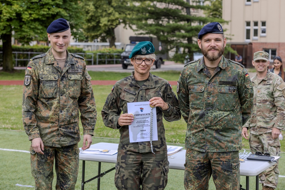 DVIDS - Images - U.S. Army Garrison-Poland & V Corps Soldiers Receive ...