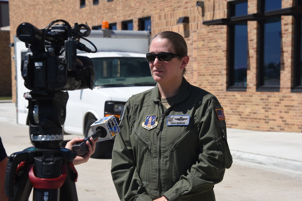 Local news reporter interviews 185th ARW Commander, Col. Sonya Morrison