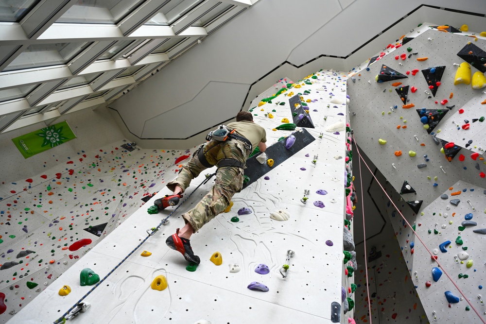 Basic Climbing Course