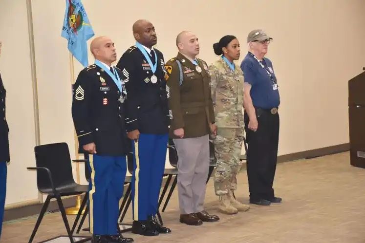 Fort Cavazos USO recognizes volunteer