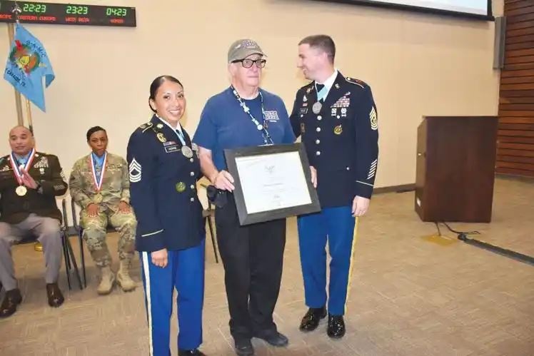 Fort Cavazos USO recognizes volunteer