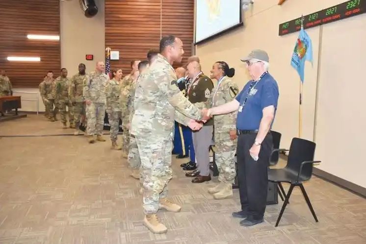 Fort Cavazos USO recognizes volunteer