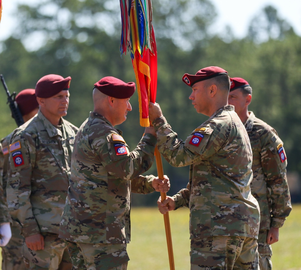 82nd DIVARTY Change of Command