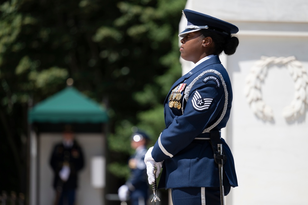 The Commander of the Slovak Air Force Maj. Gen. Róbert Tóth Participates in an Air Force Full Honors Wreath-Laying Ceremony at the Tomb of the Unknown Soldier