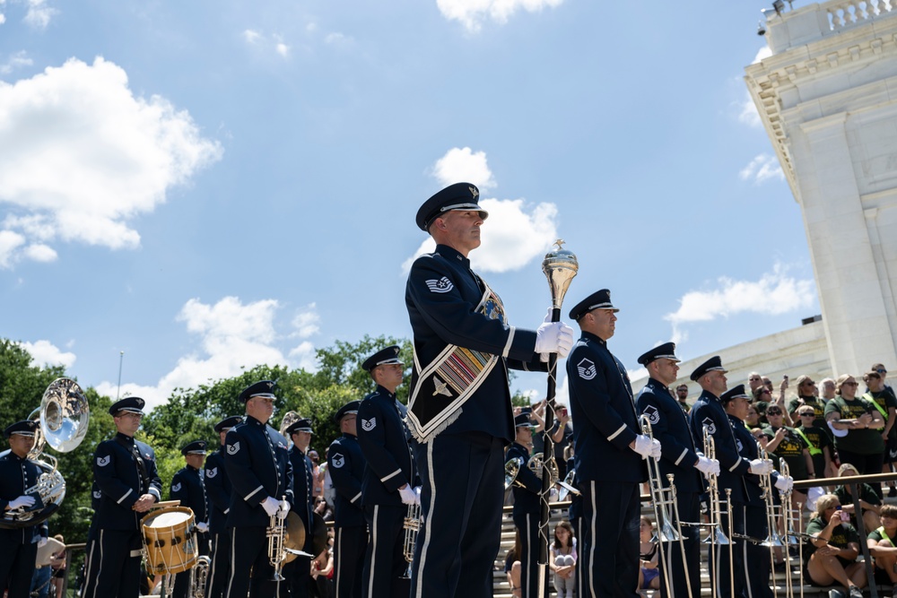 The Commander of the Slovak Air Force Maj. Gen. Róbert Tóth Participates in an Air Force Full Honors Wreath-Laying Ceremony at the Tomb of the Unknown Soldier