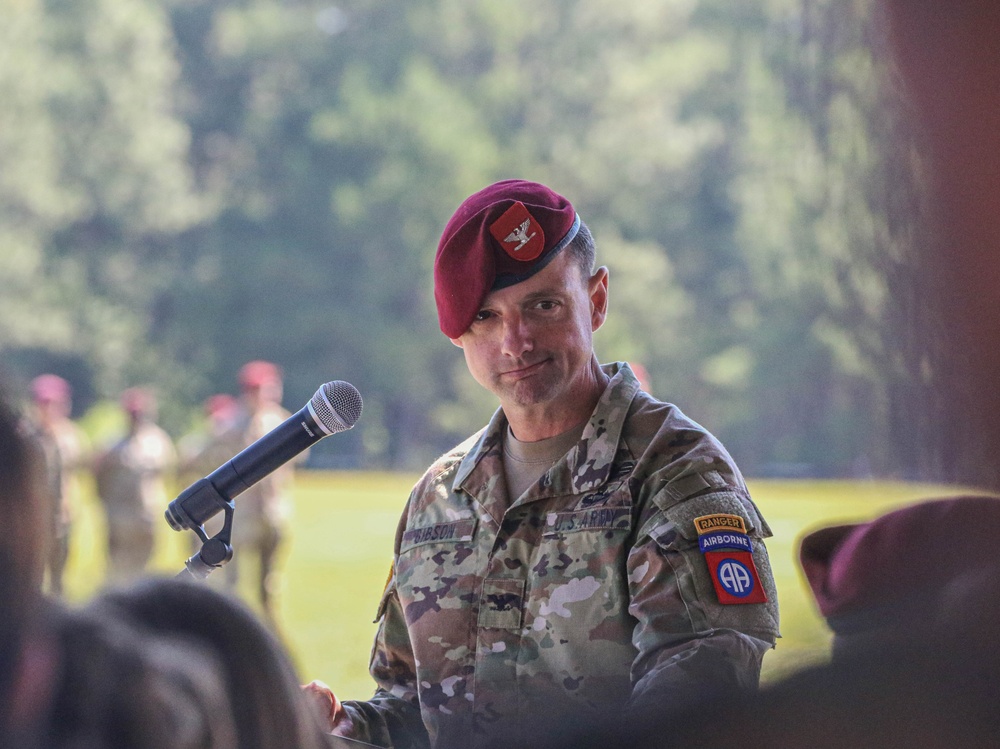 82nd DIVARTY Change of Command