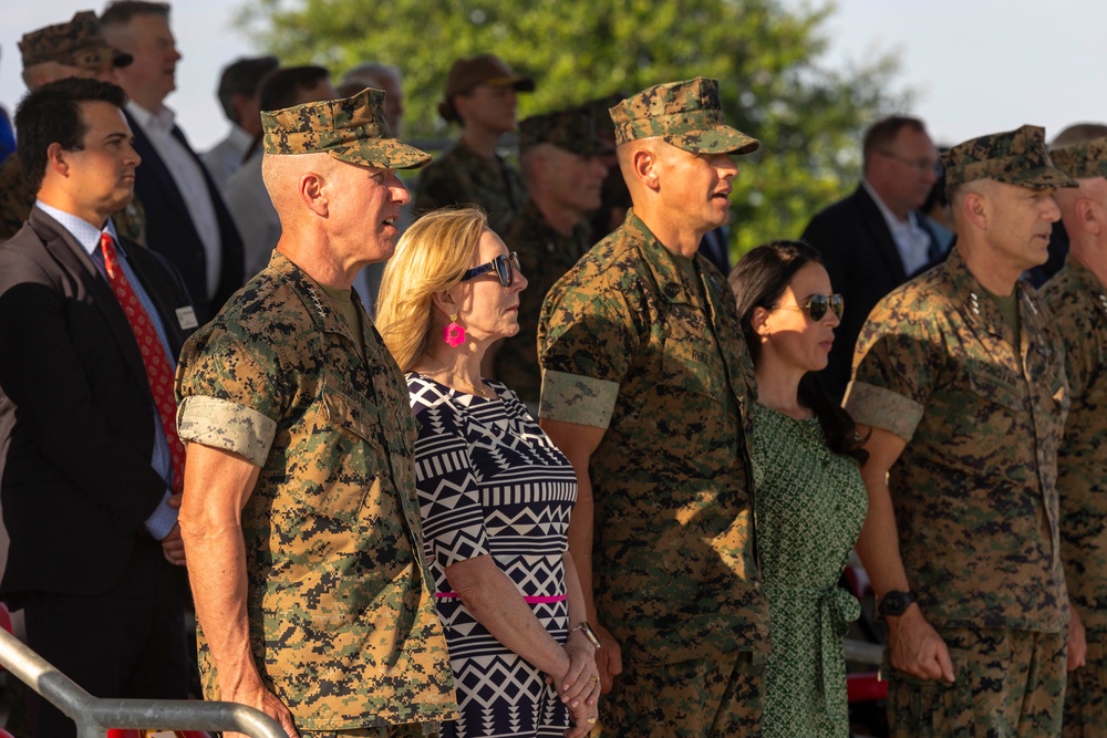 DVIDS - Images - MARSOC Hosts Change Of Command Ceremony [Image 19 Of 22]