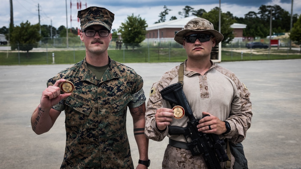 CMC and SMMC visit 1st Battalion, 2d Marine Regiment, 2d Marine Division