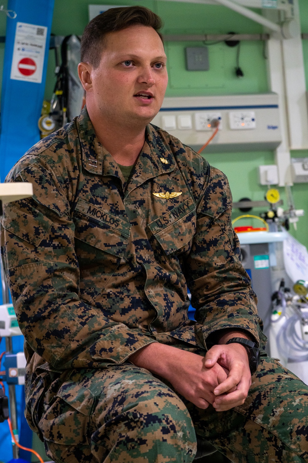 MRF-D 24.3 U.S. Navy medical personnel hold PME for Royal Australian Navy medical personnel