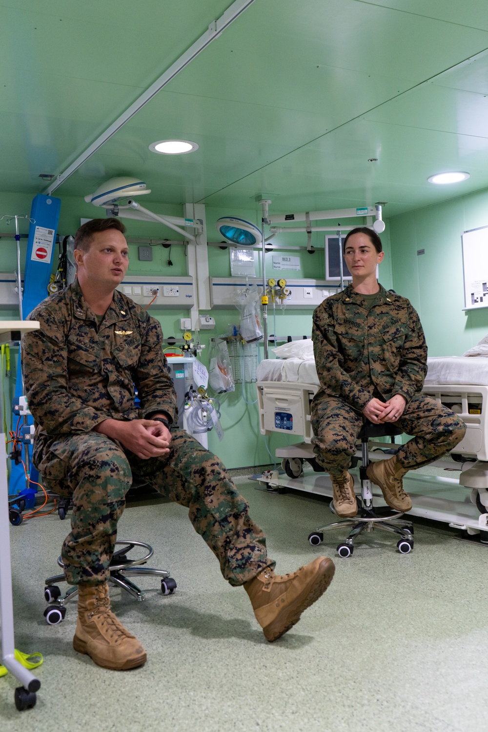 MRF-D 24.3 U.S. Navy medical personnel hold PME for Royal Australian Navy medical personnel