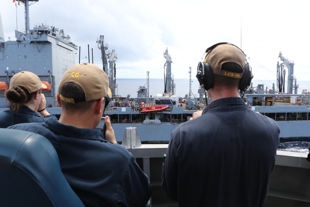 USS Manchester and USNS Big Horn conduct replenishment-at-sea