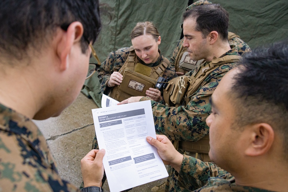 CLB-31 shock trauma platoon drills