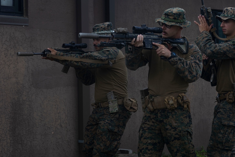 4th Marines Execute MOUT Training