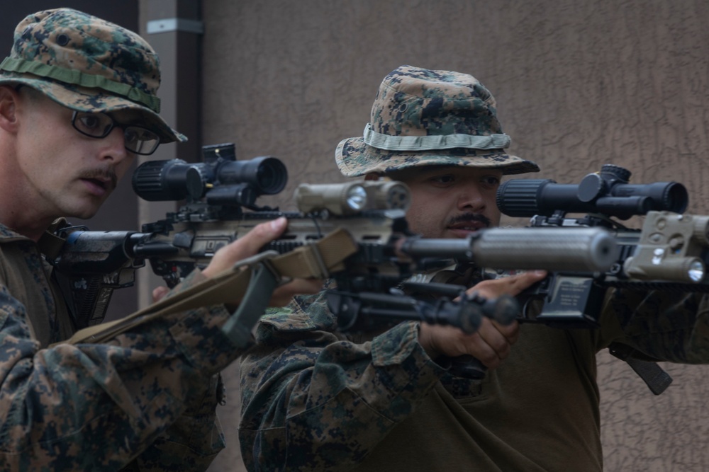 4th Marines Execute MOUT Training