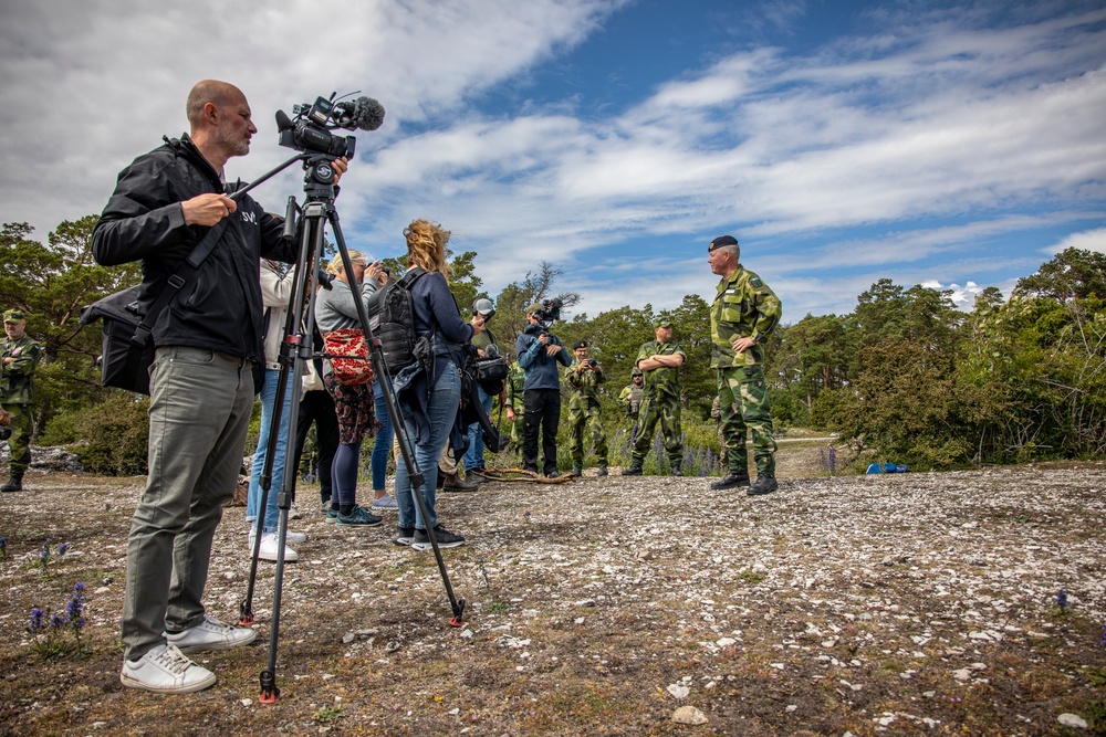 International media visit U.S. Marines, Swedish Army Soldiers training event in Sweden during BALTOPS 24
