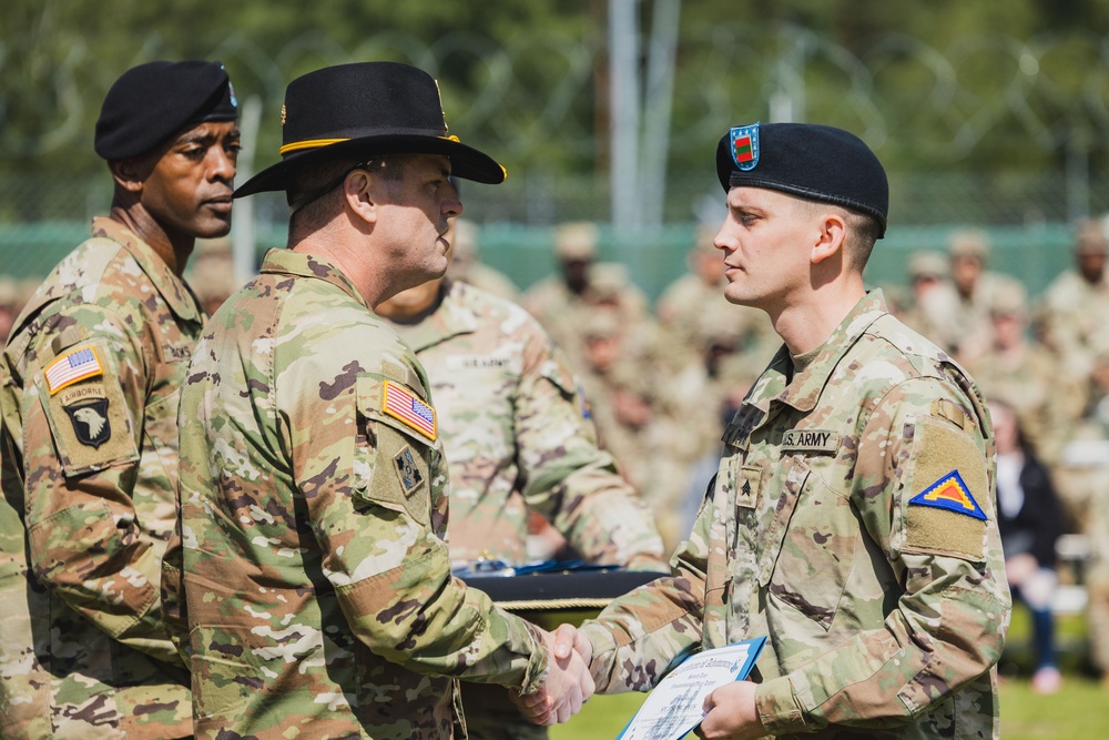 DVIDS - Images - NCOA Graduation and Army Birthday Cake Cutting [Image ...