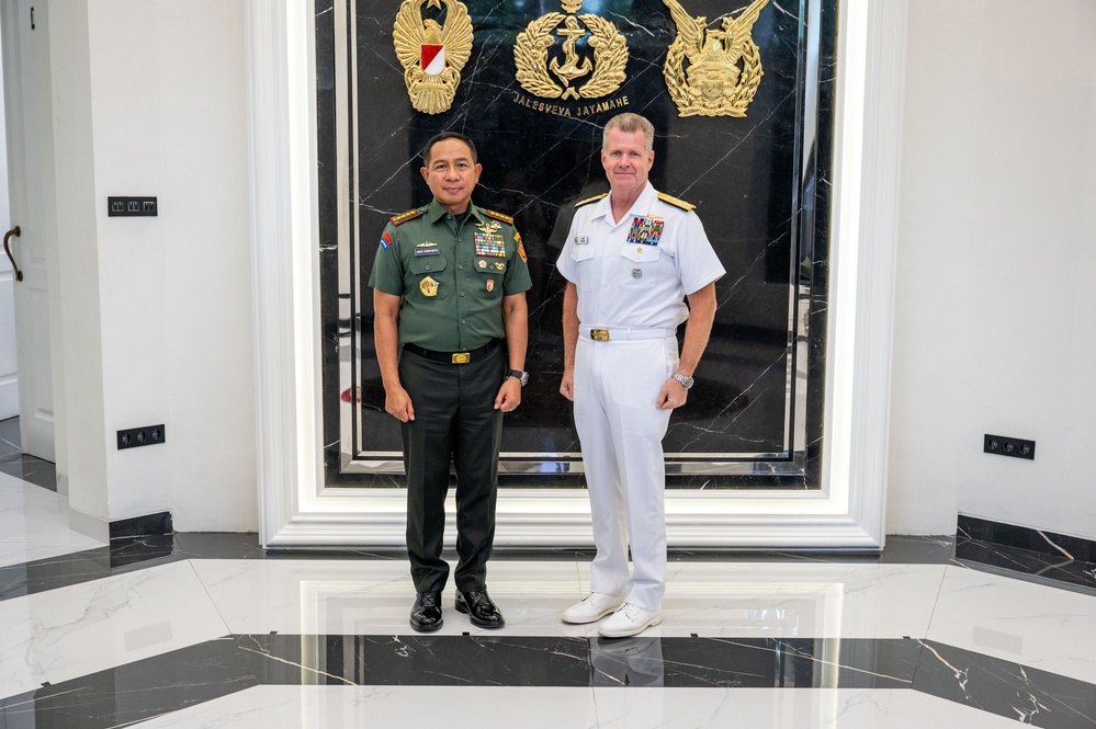 CDRUSINDOPACOM visits Indonesia