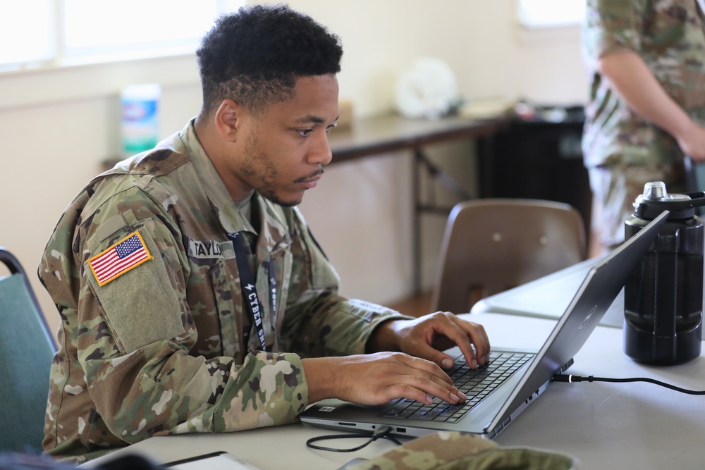 Indiana Soldiers Participate in Cyber Shield Exercise