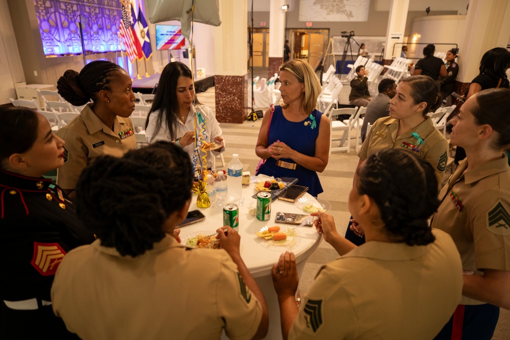 Texas Women's Veteran's Day