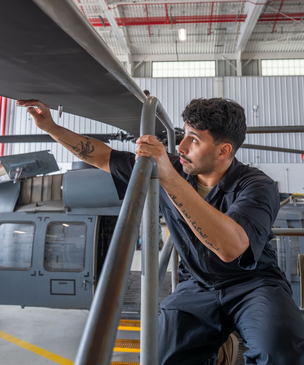 600-hour phase inspection for the HH-60G Pave Hawk helicopter