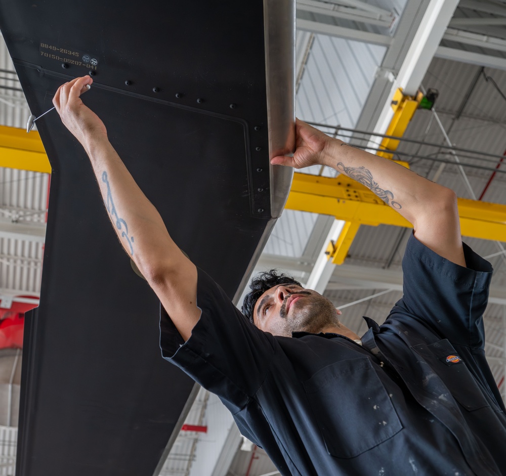 600-hour phase inspection for the HH-60G Pave Hawk helicopter
