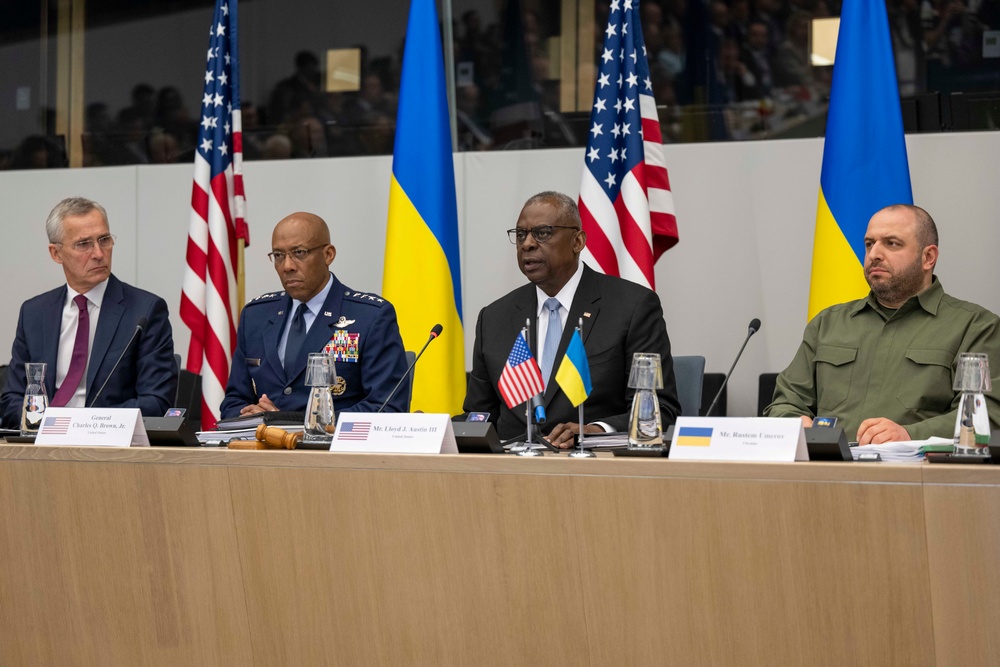 SD Hosts 23rd UDCG at NATO Headquarters