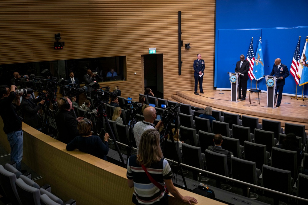 SD Hosts 23rd UDCG at NATO Headquarters