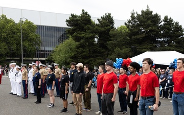 Marine Corps Poolees take Oath of Enlistment at Grand Floral Parade