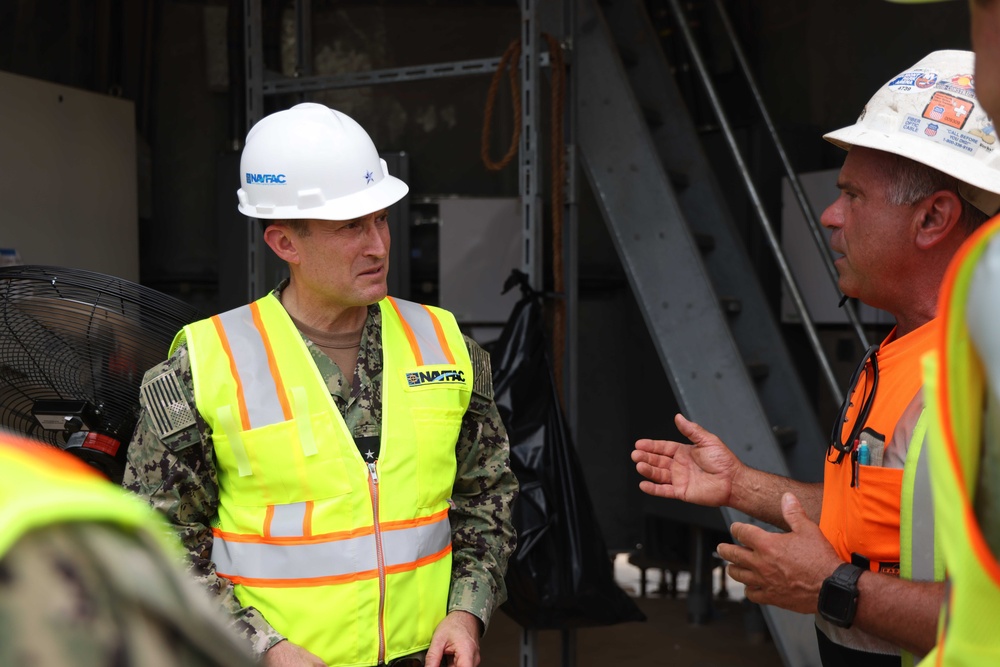 NAVFAC Pacific Commander visits NAVFAC Marianas