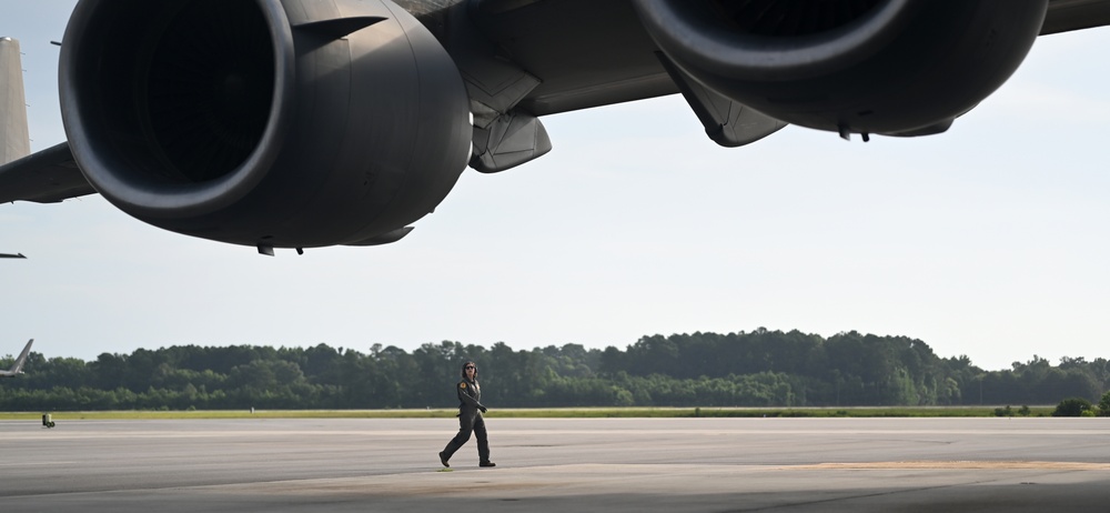 16th Airlift Squadron Commander flies Fini-Flight at Joint Base Charleston